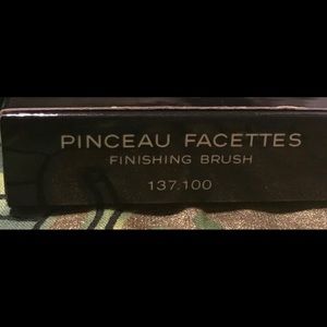 CHANEL Makeup - Chanel Finishing Brush. New/Authentic/Discontinued CHANEL Makeup - Chanel Finishing Brush. New/Authentic/Discontinued